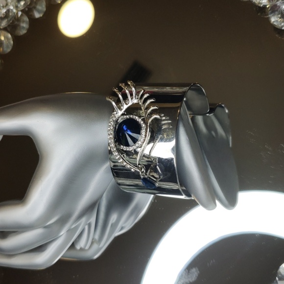 Evil Eye tear charm Rhinestone cuff bracelet - Picture 3 of 6